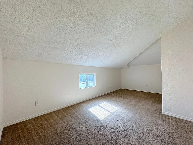 11028 Acoma St — Photo 23