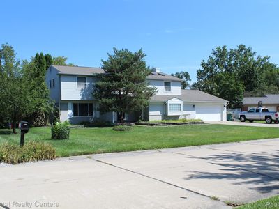29352 Medburn Ct, Farmington Hills, MI, 48336
