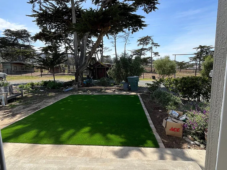 1881 Ferrell Ave — Photo 14