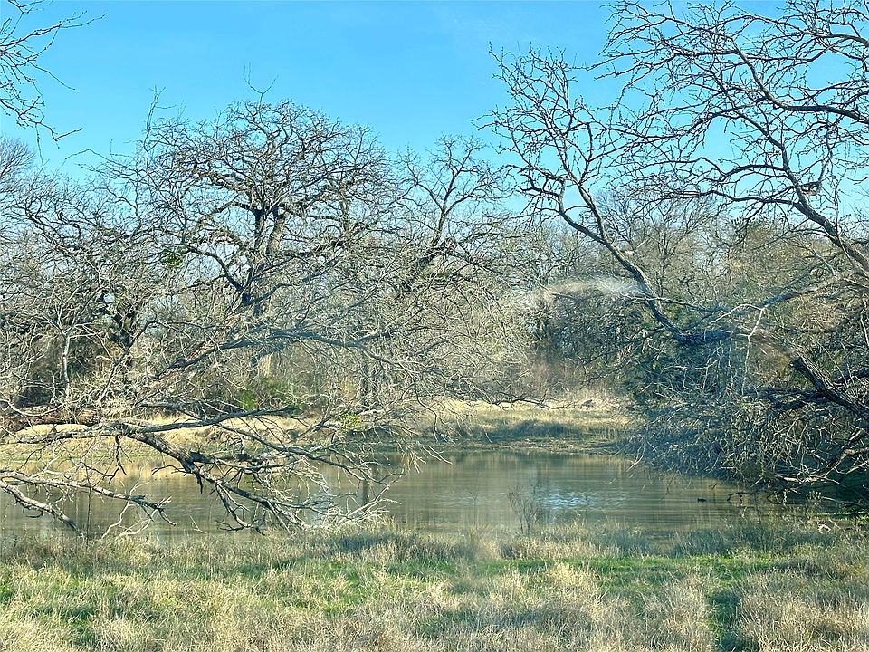 1st image of 236 Hill County Rd #2215