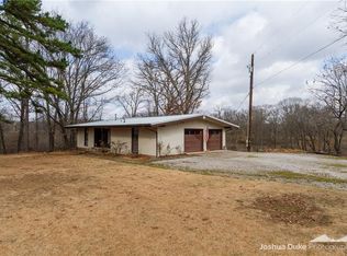 11724 Landers Rd, Rogers, AR 72756