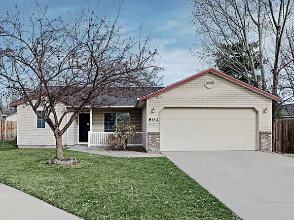 802 NW 9th Pl, Meridian, ID 83642