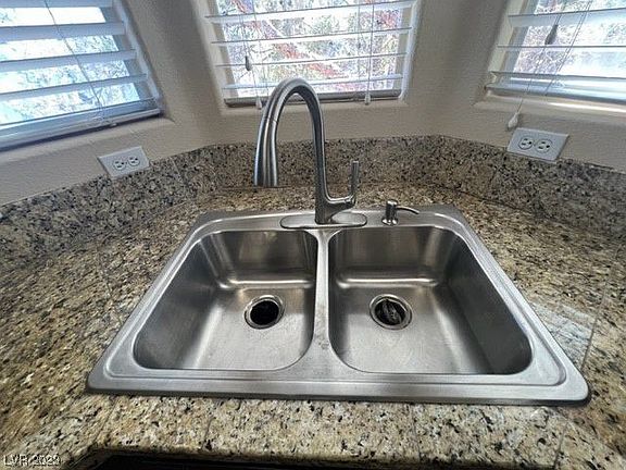 2nd image of 2153 Jasper Bluff St Unit 206