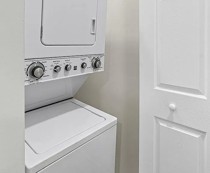 900 Bennett Pl — Photo 17