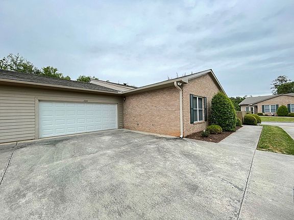 2nd image of 230 Beaver Creek Dr