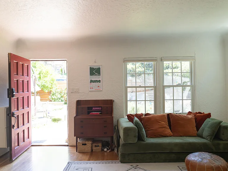 1278 Phillips Ln — Photo 35