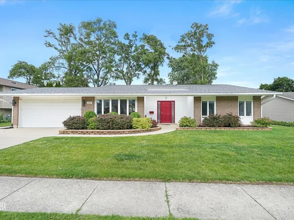 6509 Taylor Dr, Woodridge, IL 60517