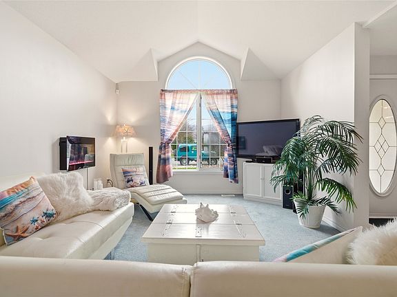 3rd image of 756 Springrose Way