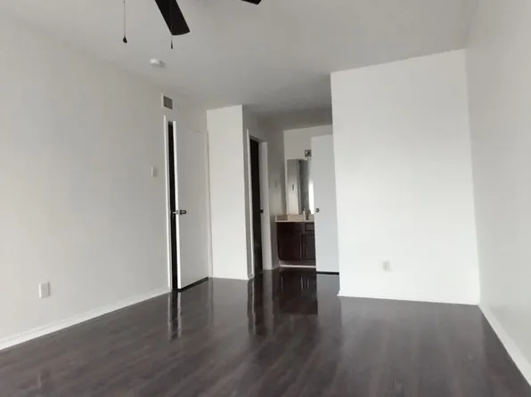 5718 Marvin Loving Dr #E, Garland, TX 75043