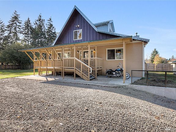 4th image of 16910 11th Avenue Ct E