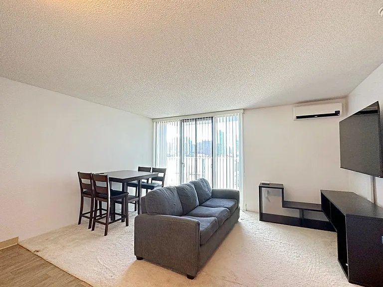 801 South St #1012 — Photo 7