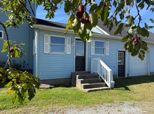 7074 State Route 100 #2, Troy, VT 05868