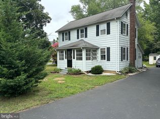 725 Perrineville Rd, Millstone Township, NJ 08535