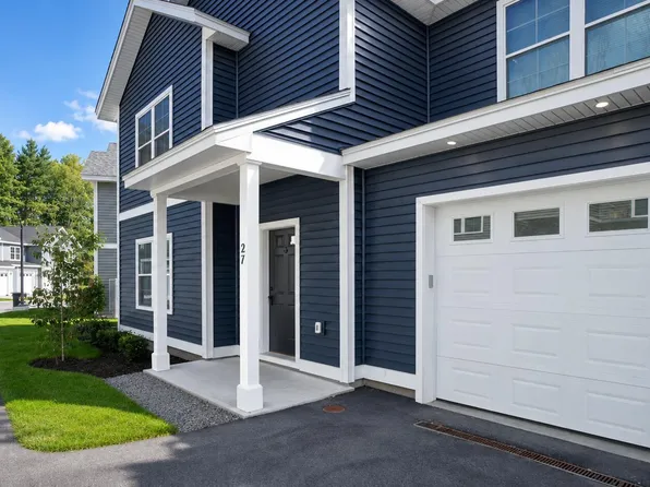 27 Fawn Woods Way #27, Westbrook, ME 04092