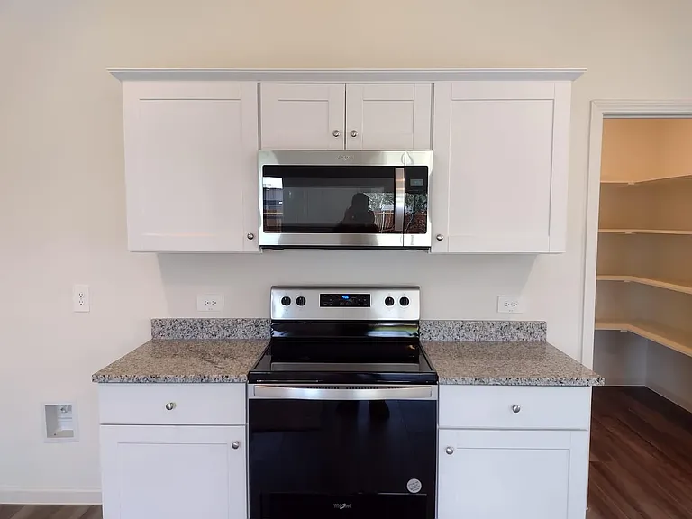 1565 Shadow Hawk Dr — Photo 4