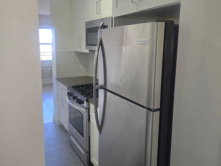 2940 Ocean Pkwy #14D — Photo 4