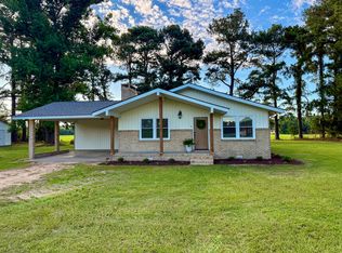 840 Mills Rd, Mount Olive, NC 28365