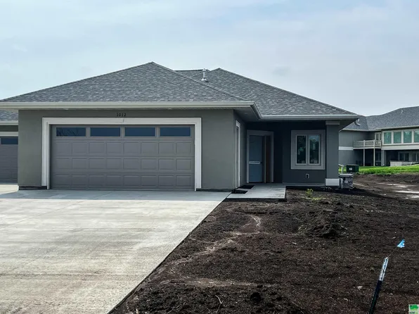 1012 Abby Rd, Alton, IA 51003