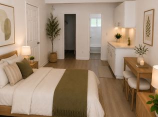 12767 Caswell Ave APT 8A, Los Angeles, CA 90066