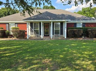 9752 Brighton Dr N, Chunchula, AL 36521