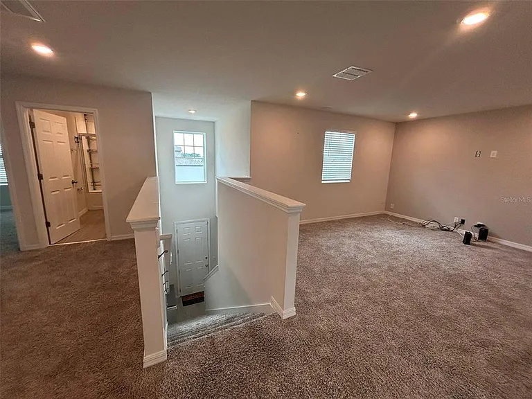 144 Towns Cir — Photo 17