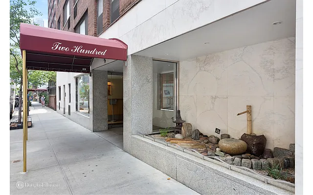 Sold by Douglas Elliman | media 20