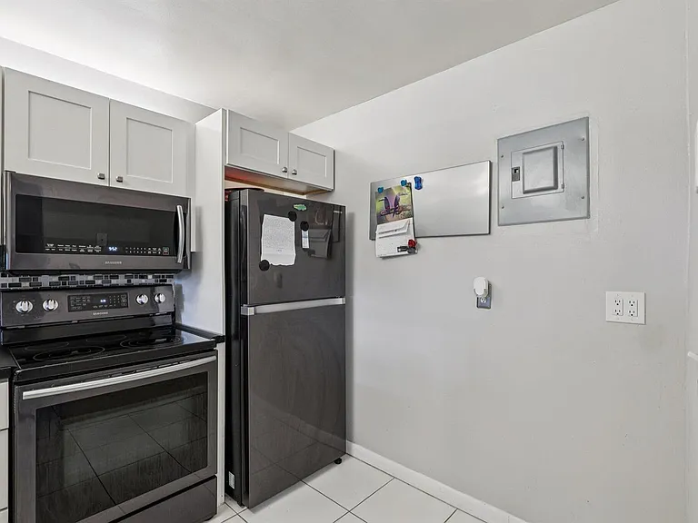6500 Cypress Rd #508 — Photo 9