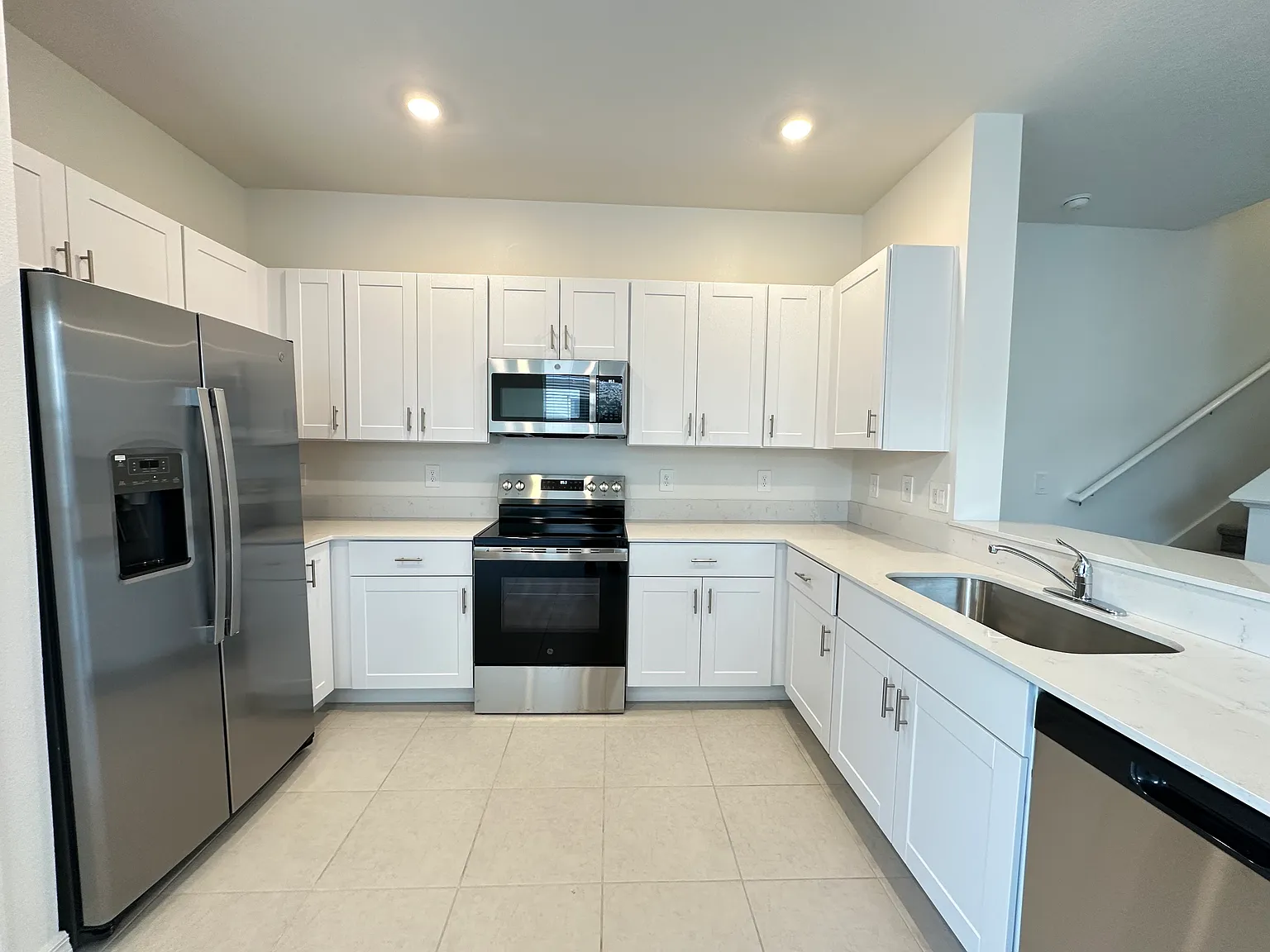 2 bed, 2.5 bath, 1513 sqft, $2,000 — Photo 4