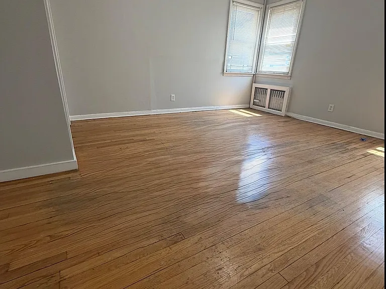 388 Leslie St #1 — Photo 10