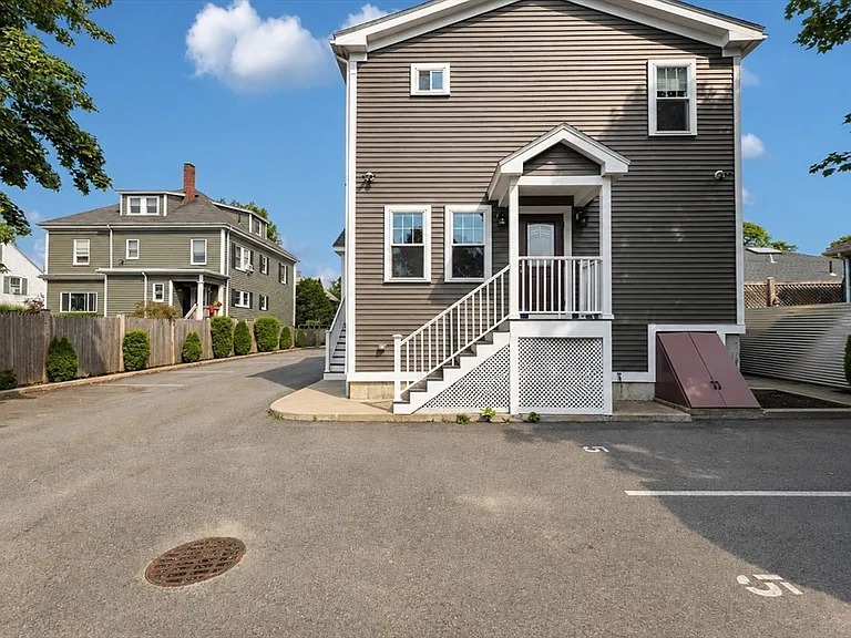 28 Baltimore St #5 — Photo 22