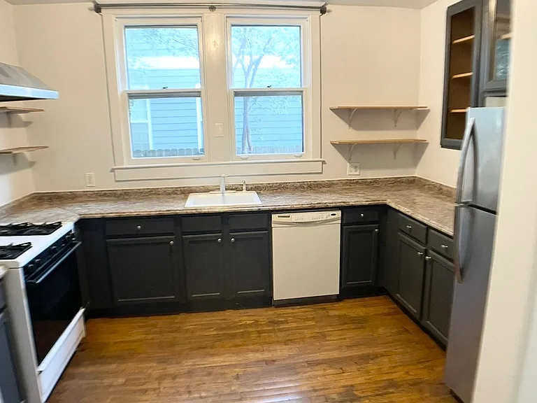 800 N Danville St — Photo 5