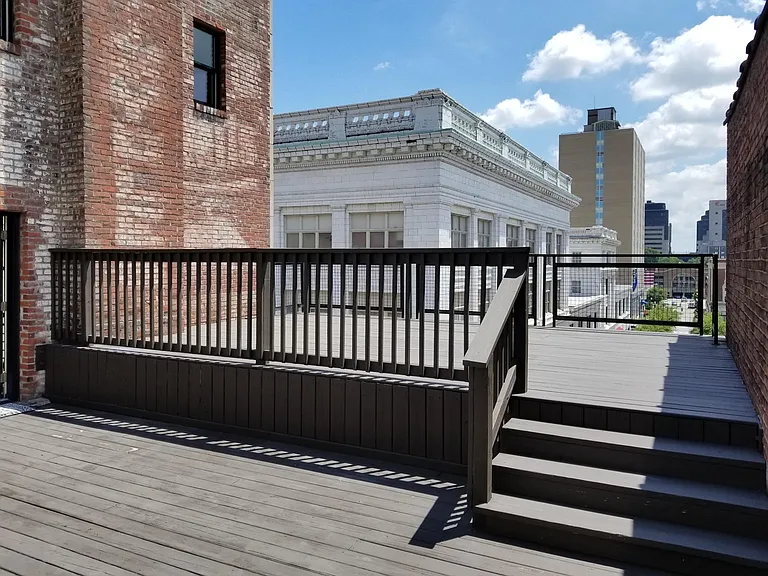 532 S 4th St #501 — Photo 18