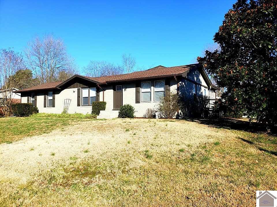 1500 Clayshire Dr Murray Ky 42071 Mls 110593 Zillow