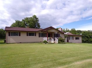 21785 Burlington Rd, Crocker, MO 65452