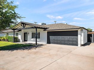 402 E Berridge Ln, Phoenix, AZ 85012