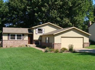 1585 Trotter Ln, Painesville, OH 44077