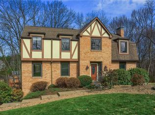 2558 Country Side Ln, Wexford, PA 15090