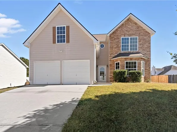 5136 Estonian Dr, Fairburn, GA 30213