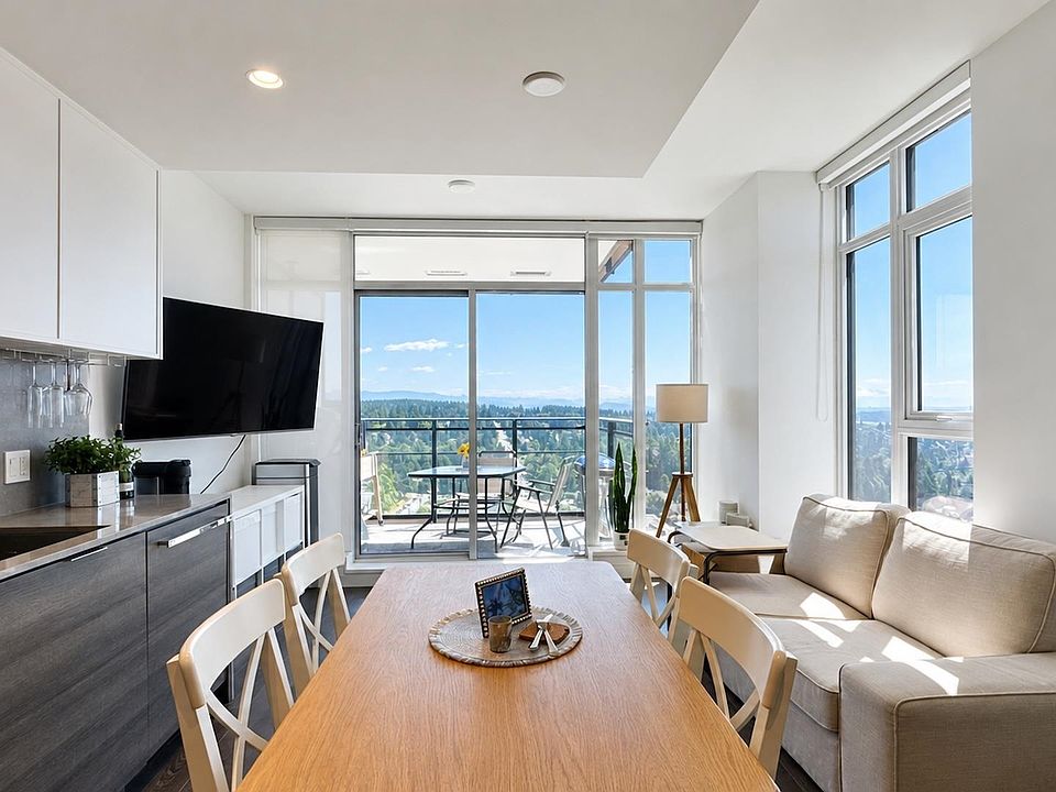1st image of 1045 Austin Ave #1403