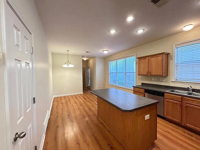 1372 Island Town Dr — Photo 12