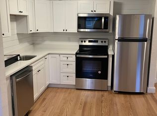 109 Walnut St #10, Somerville, MA 02145