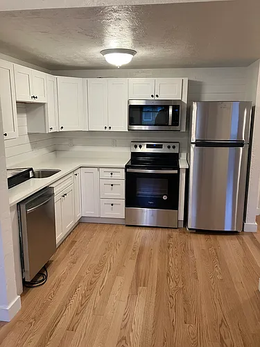 109 Walnut St Photo 1