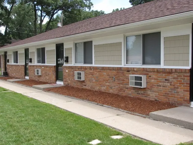 Village Meadows North Senior Apartments — Photo 8