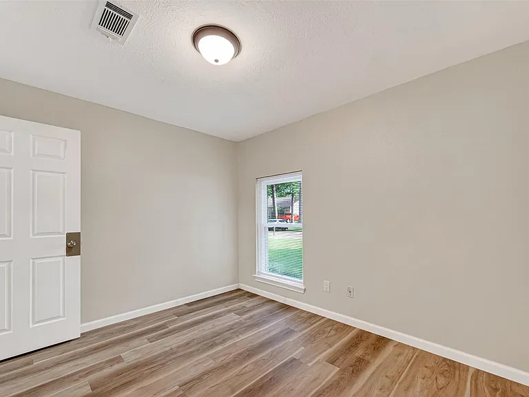 25503 Foxbriar Ln — Photo 23