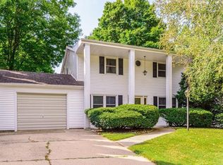 833 Minerva St, Horicon, WI 53032