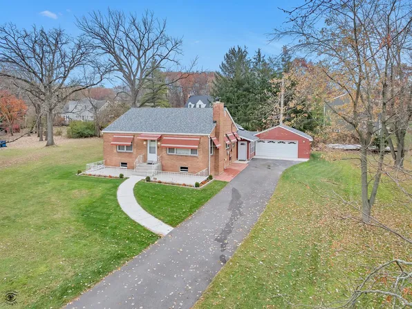 550 Belfast Ter, Crete, IL 60417