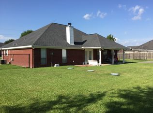 8545 Sunflower Ln, Beaumont, TX 77705