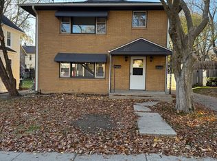 Gardiner Ave S. 223-225, Rockford, IL 61104