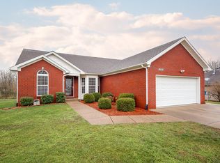 1556 Overlook Ct, Shelbyville, KY 40065