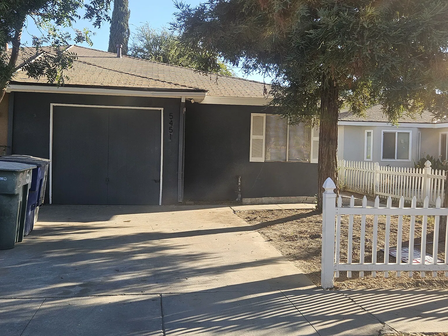 5451 W Santa Ana Ave — Photo 1